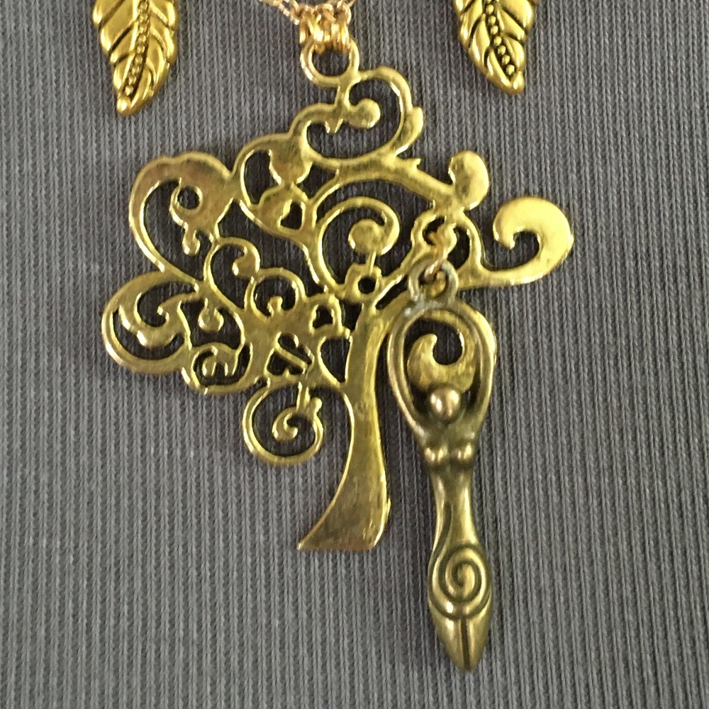 Danu Celtic Forest Goddess Handmade Necklace, Gold Tree, Green Druzy Moon, Crown - Picture 5 of 15